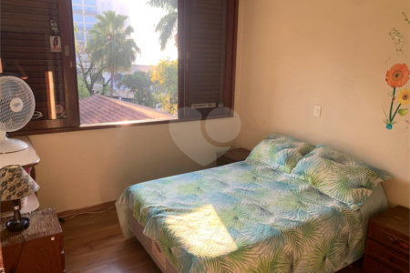 Casa à venda com 4 quartos, sendo 2 suítes, em Vila São Francisco, São Paulo, SP