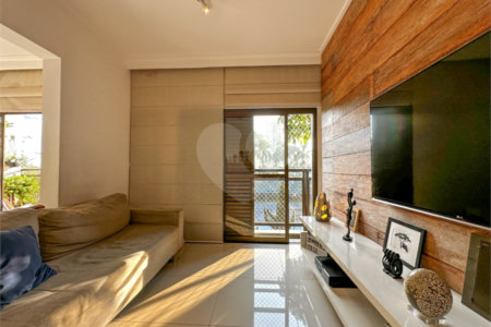 Apartamento à venda com 3 quartos, sendo 1 suíte, em Vila Sofia, São Paulo, SP
