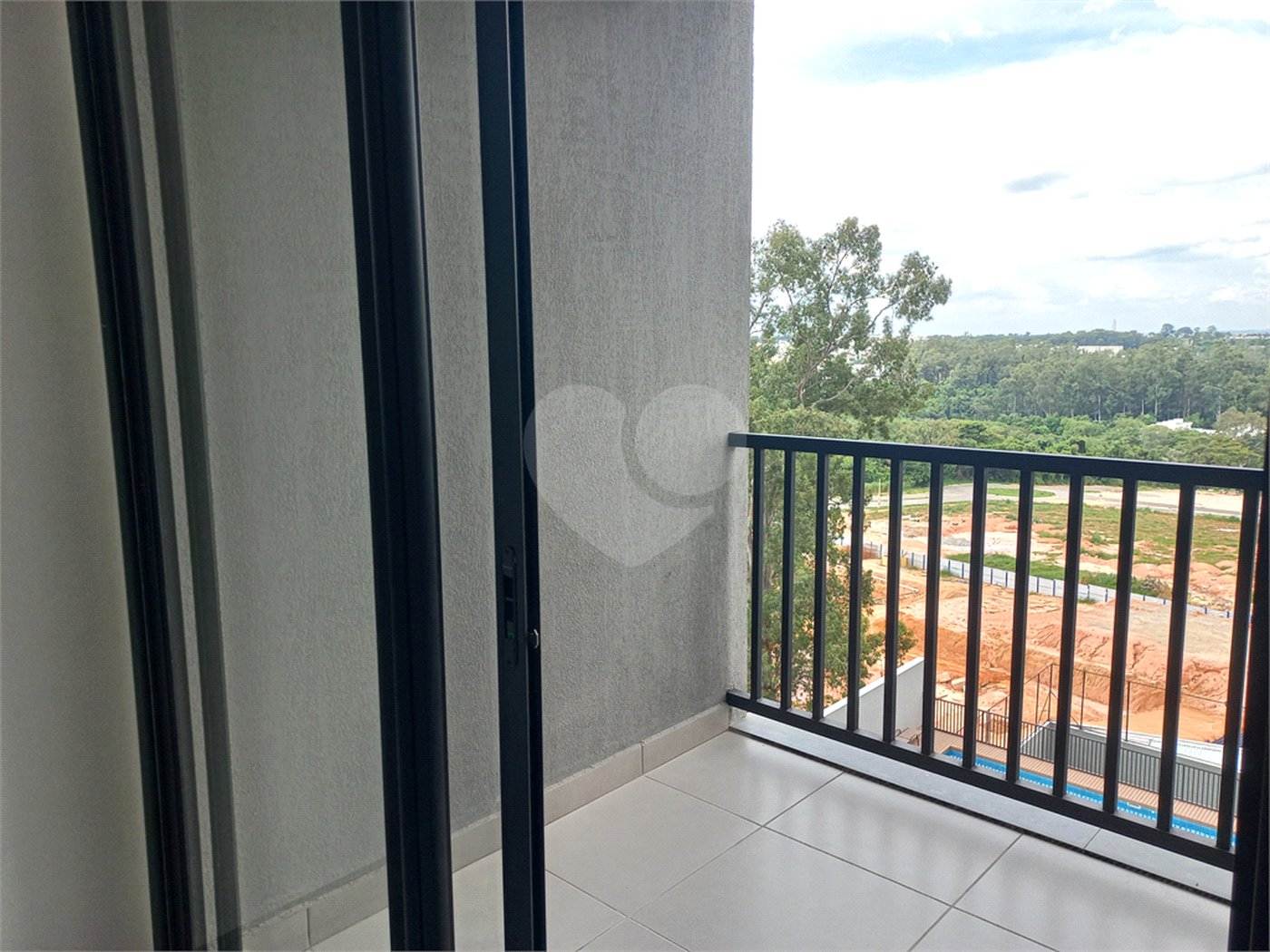 Apartamento à venda com 2 quartos, sendo 1 suíte,  em Além Ponte, Sorocaba, SP