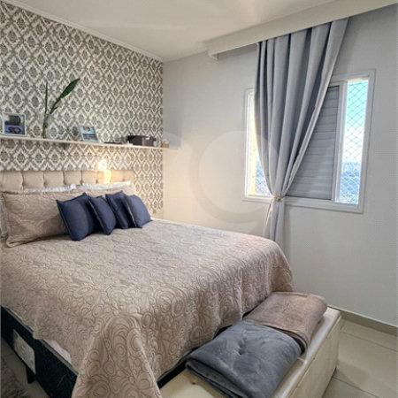 Apartamento à venda com 3 quartos, sendo 1 suíte, em Jardim Tupanci, Barueri, SP