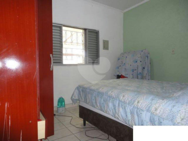 Casa de Vila à venda com 6 quartos em Jardim Peri, São Paulo, SP