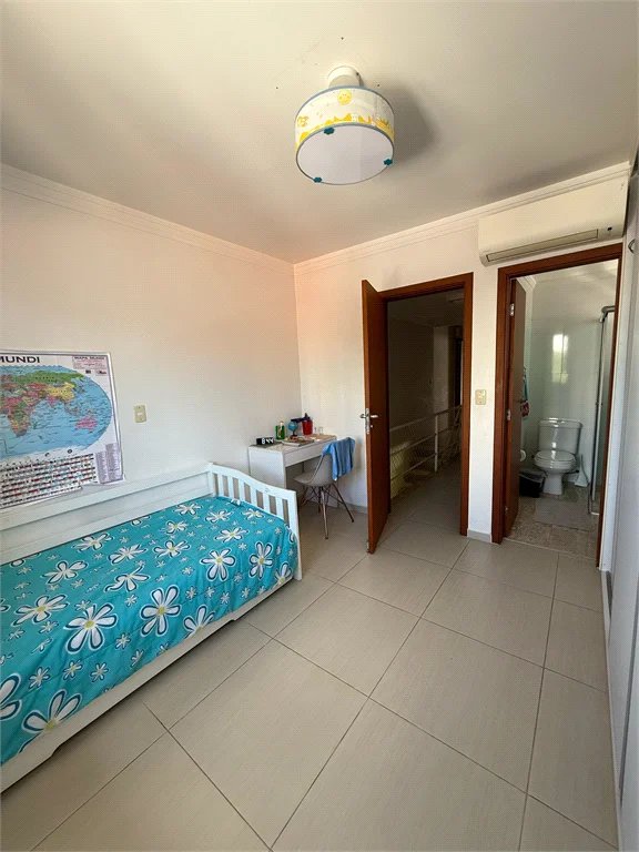 Sobrado à venda com 143m² - 3 suítes 4 vagas no Jardim Bonfiglioli - Butantã