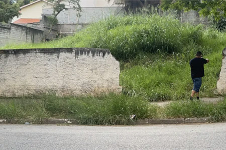 Terreno à venda no condomínio Padre Tiago Alberione, São Paulo - SP