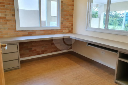 Casa à venda com 3 suítes no condomínio Porto Atibaia, Atibaia - SP