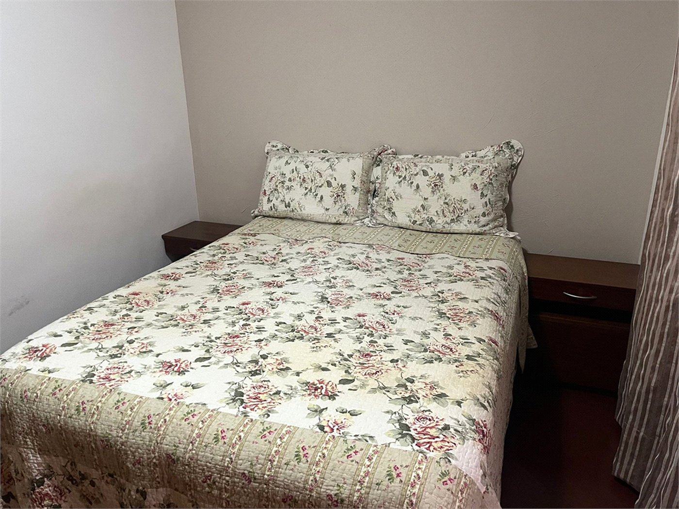Casa à venda com 2 quartos, sendo 1 suíte, no condomínio Villa Faenza, São Paulo - SP