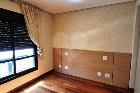 Apartamento à venda com 4 quartos, sendo 3 suítes, em Santana, São Paulo, SP