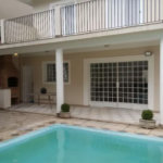 Casa à venda com 4 quartos, sendo 3 suítes,  em Jardim Leonor, São Paulo, SP