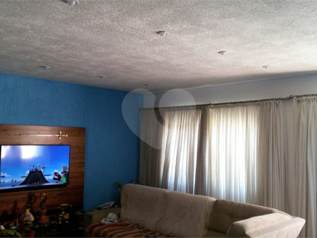 Sobrado à venda com 3 quartos, sendo 2 suítes,  em Tucuruvi, São Paulo, SP