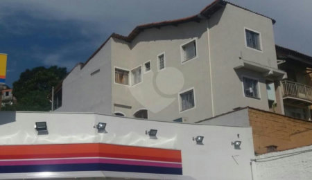 Sobrado à venda com 3 quartos, sendo 1 suíte,  em Tremembé, São Paulo, SP