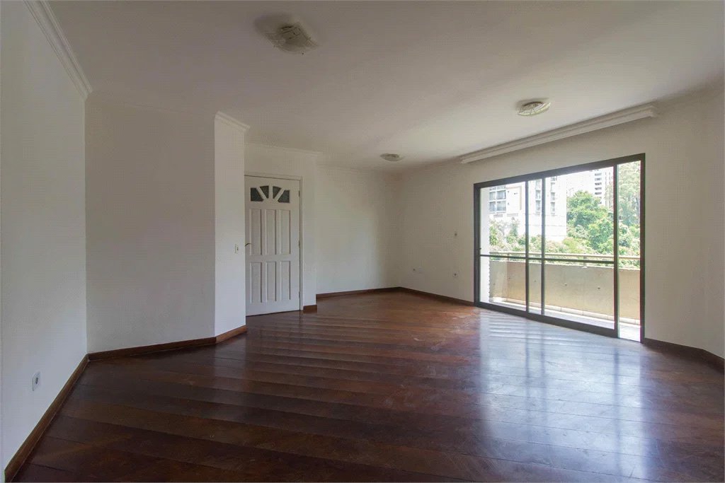 Apartamento à venda com 3 quartos, sendo 1 suíte, em Jardim Ampliação, São Paulo, SP