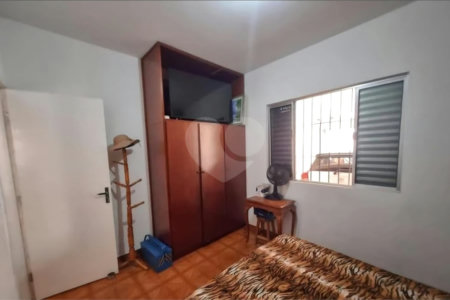 Sobrado à venda com 2 quartos em Jardim Rosa Maria, São Paulo, SP