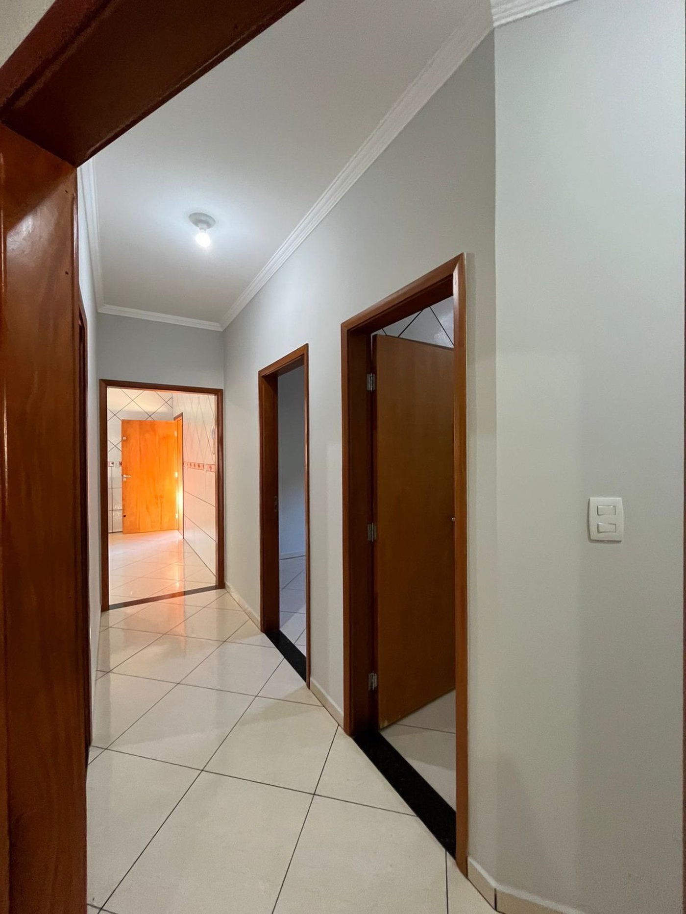 Casa à venda com 4 quartos, sendo 1 suíte,  em Jardim Maristela, Três Lagoas, MS