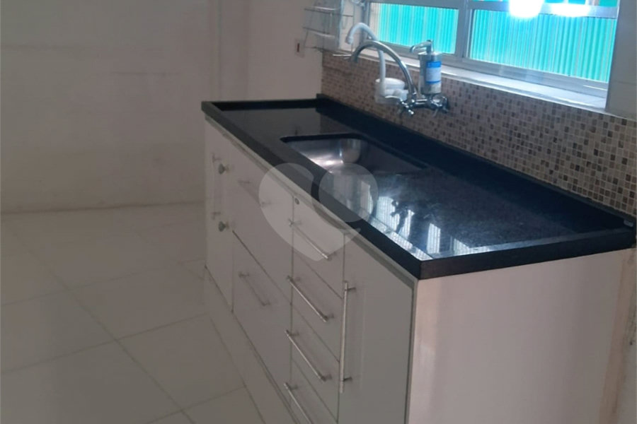Casa à venda com 2 quartos em Horto, São Paulo, SP