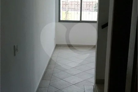 Sobrado à venda com 2 quartos em Santa Teresinha, São Paulo, SP