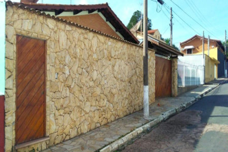 Casa à venda com 3 quartos no Centro, Vinhedo, SP