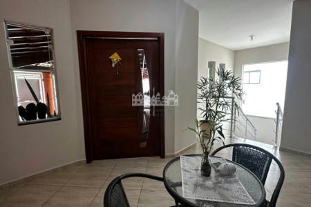 Casa à venda com 3 quartos, sendo 2 suítes, em Jardim Real, Bom Jesus dos Perdões, SP
