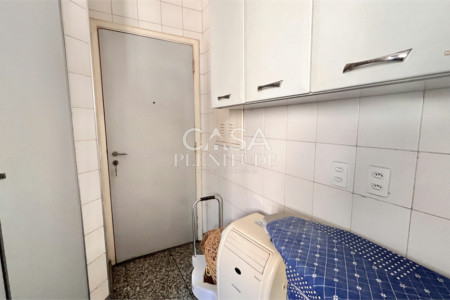 Apartamento à venda com 4 quartos, sendo 1 suíte,  em Vila Mariana, São Paulo, SP