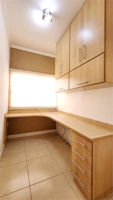 Casa à venda com 3 quartos, sendo 1 suíte, no condomínio Veneto, Araraquara - SP