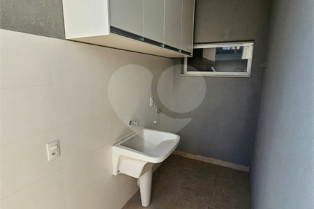 Casa à venda com 3 quartos, sendo 1 suíte,  no condomínio Mantova, Indaiatuba - SP