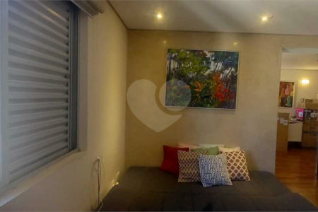 Apartamento à venda com 2 quartos, sendo 1 suíte,  em Itaim Bibi, São Paulo, SP