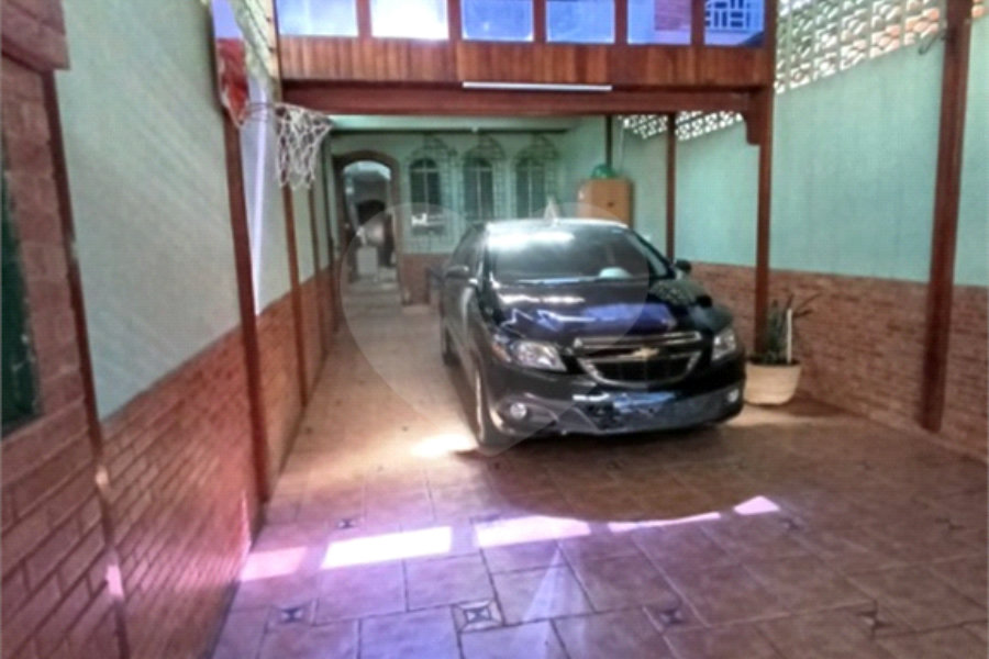 Sobrado à venda com 4 quartos, sendo 1 suíte, em Jaçanã, São Paulo, SP