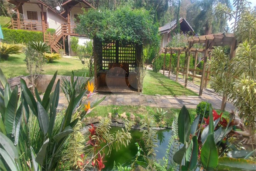 Casa à venda com 5 suítes no condomínio Cinco Lagos, Mairiporã - SP
