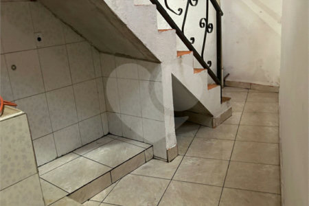 Sobrado à venda com 4 quartos, sendo 2 suítes, em Parque Sonia, São Paulo, SP