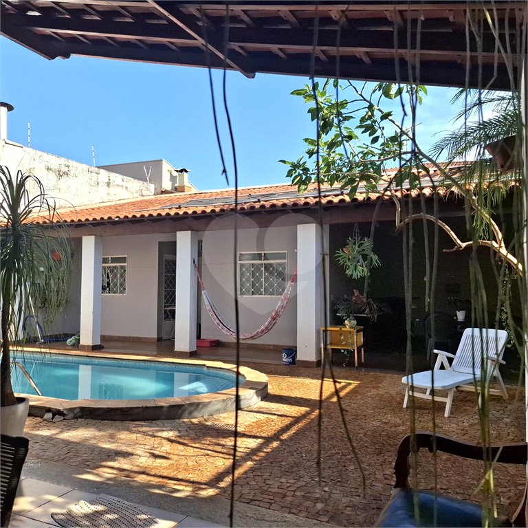 Casa à venda com 3 quartos, sendo 1 suíte, em Ribeirânia, Ribeirão Preto, SP