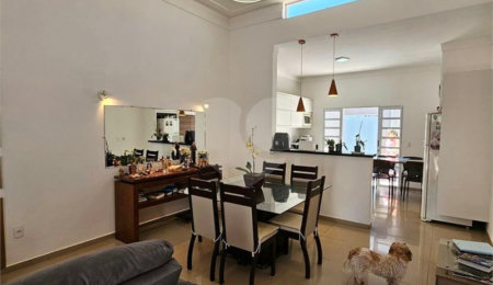 Casa à venda com 3 quartos, sendo 1 suíte,  em Vila Nastri, Itapetininga, SP