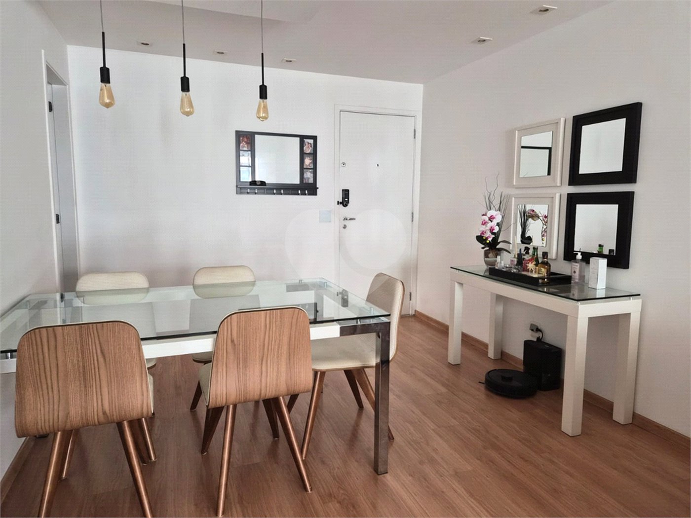 Apartamento à venda com 2 quartos, sendo 1 suíte, em Pinheiros, São Paulo, SP