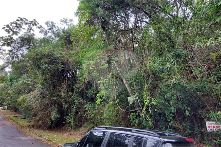 Terreno à venda no condomínio Alpes da Cantareira, Mairiporã - SP