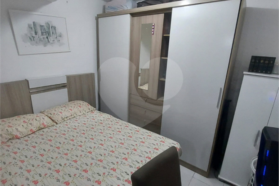 Sobrado à venda com 8 quartos no Brasilândia, São Paulo, SP