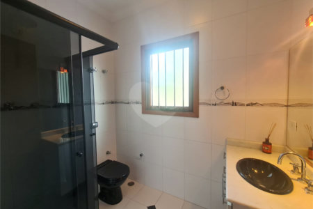 Casa à venda com 3 suítes em Interlagos, São Paulo, SP