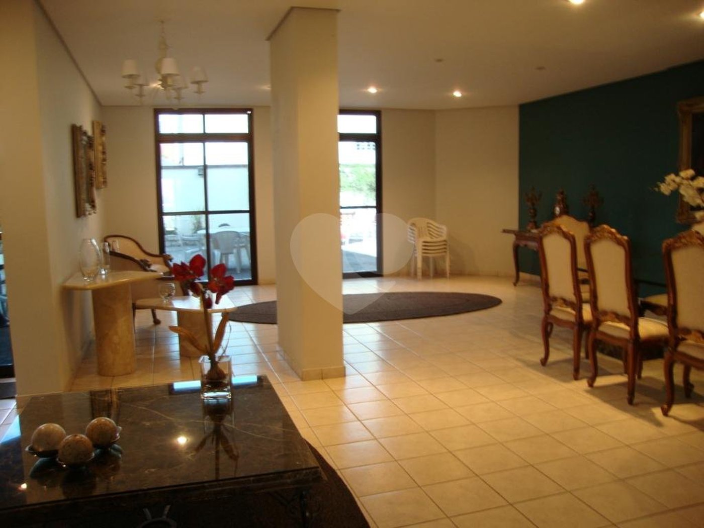 Apartamento à venda com 3 quartos, sendo 1 suíte,  em Pinheiros, São Paulo, SP