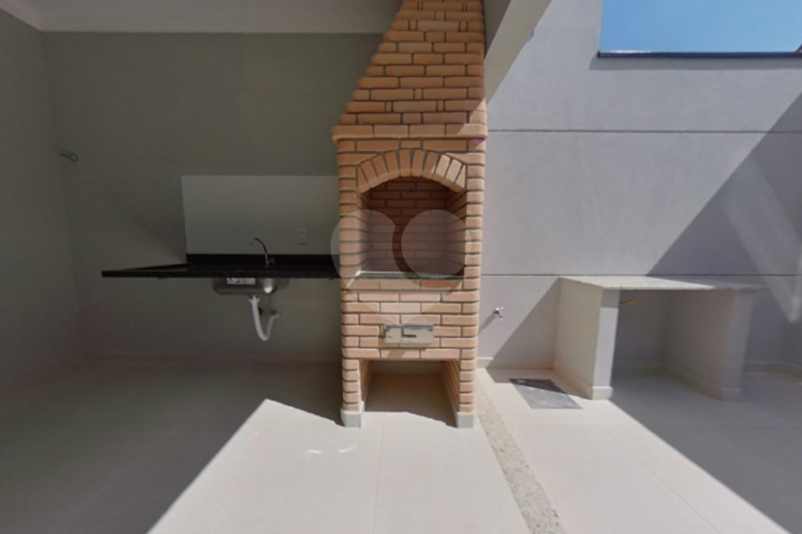 Casa à venda com 3 quartos, sendo 1 suíte, no condomínio Professora Romilde Nogueira de Sá, São Paulo - SP