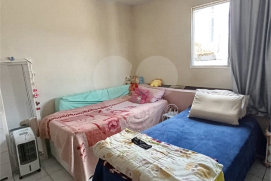 Casa Térrea à venda com 3 quartos em Horto, São Paulo, SP