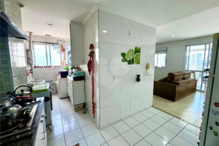 Apartamento à venda com 3 quartos, sendo 1 suíte, em Vila Galvão, Guarulhos, SP