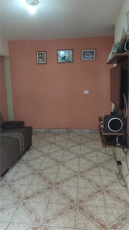 Casa à venda com 3 quartos, sendo 1 suíte, em Jardim Fraternidade, São Paulo, SP