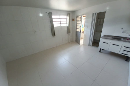 Casa à venda com 5 quartos, sendo 1 suíte, em Jardim Novo Taboão, São Paulo, SP