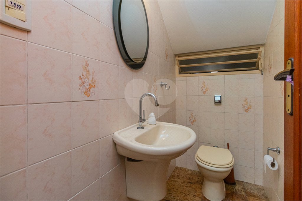Sobrado à venda com 3 quartos, sendo 1 suíte, em Jardim Prudência, São Paulo, SP