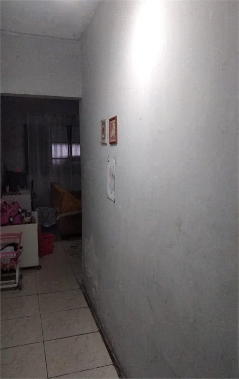 Casa à venda com 4 quartos, sendo 1 suíte, em Jardim das Palmas, São Paulo, SP