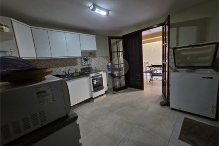 Casa à venda com 4 quartos, sendo 2 suítes, em Geribá, Armação dos Búzios, RJ