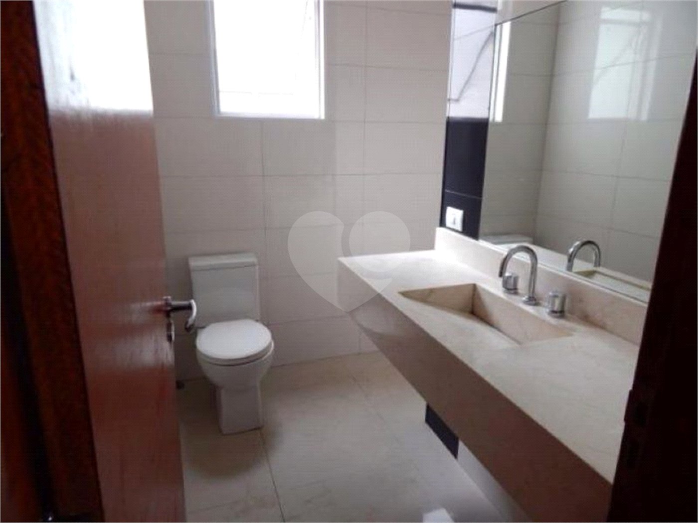 Apartamento à venda com 3 quartos, sendo 1 suíte,  em Aclimação, São Paulo, SP