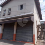 Casa à venda com 2 quartos, sendo 1 suíte, no Centro, Bom Jesus dos Perdões, SP