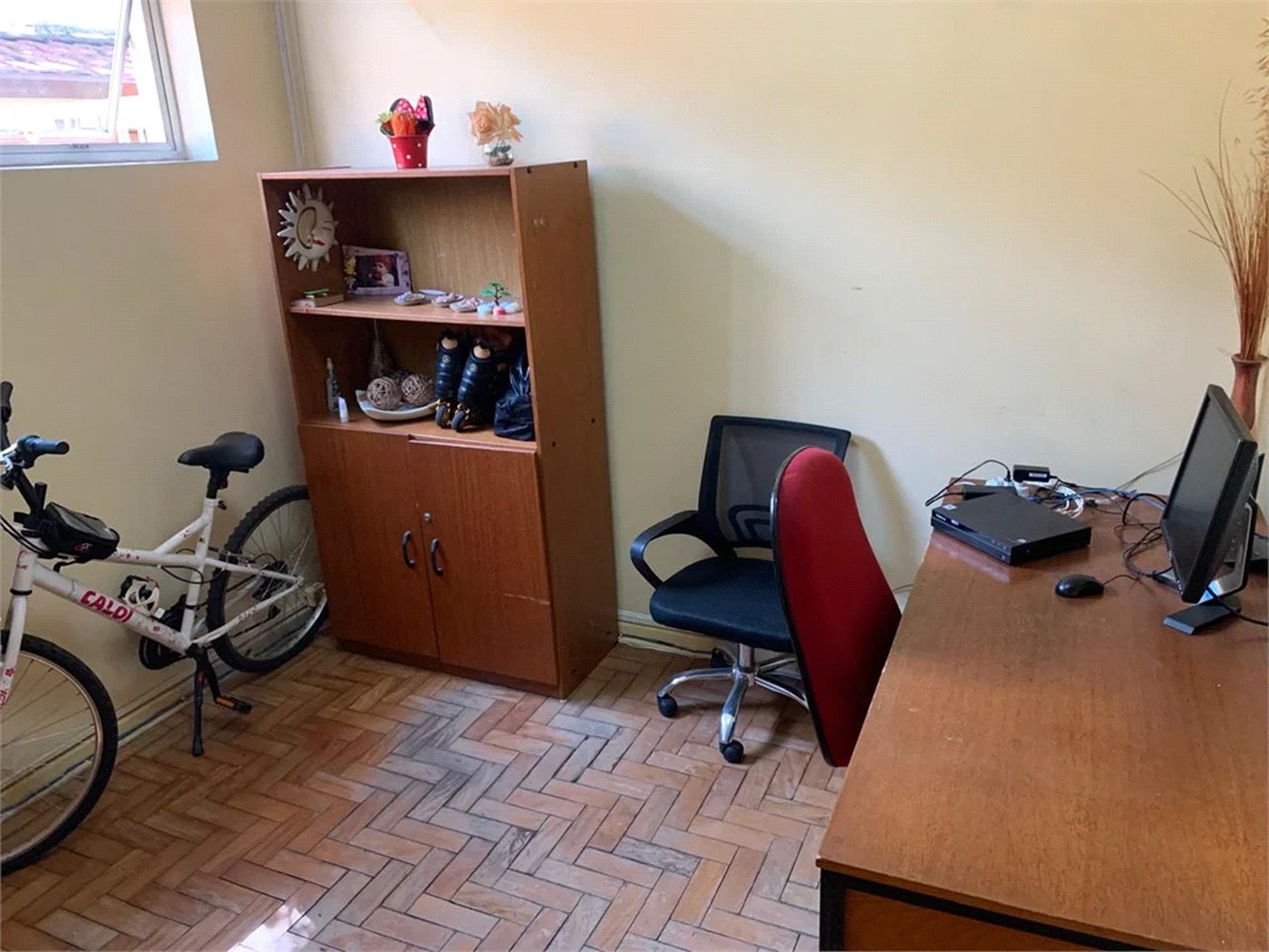 Casa à venda com 4 quartos, sendo 2 suítes, em Vila São Francisco, São Paulo, SP