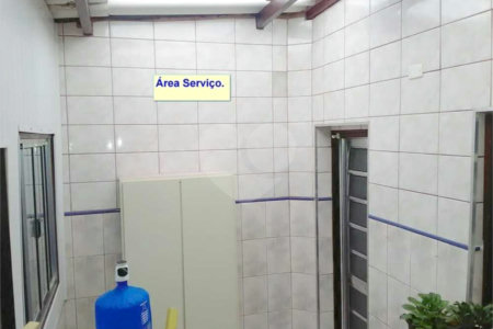 Casa à venda com 2 quartos, sendo 1 suíte, em Vila Dom Pedro I, São Paulo, SP