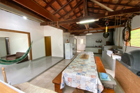 Chácara à venda com 3 quartos, sendo 1 suíte,  em Santana, São José dos Campos, SP