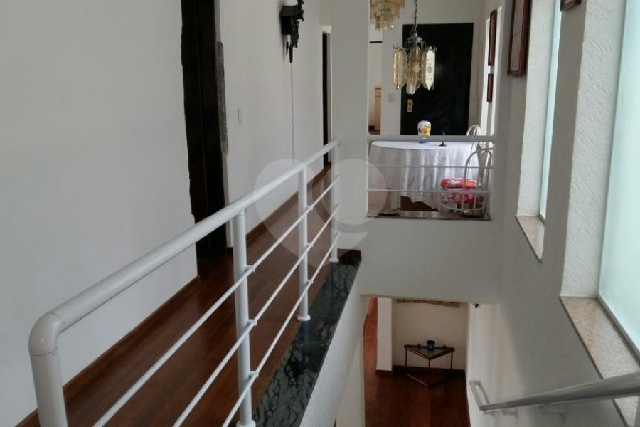 Casa à venda com 5 suítes no condomínio Parque Imperial da Cantareira, Mairiporã - SP