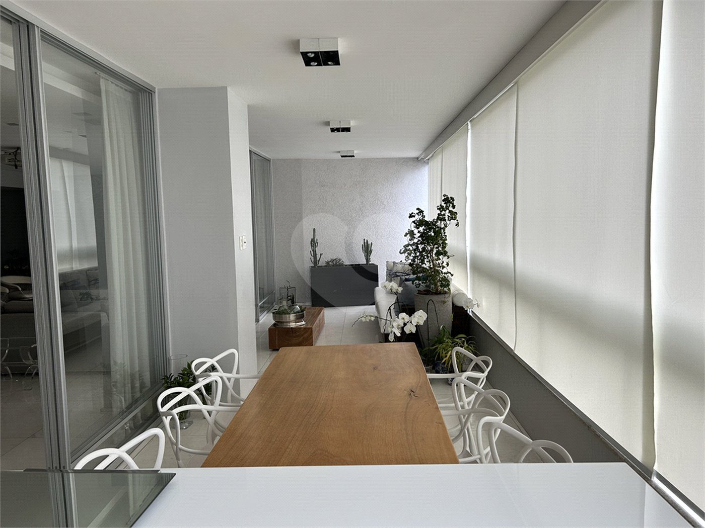 Apartamento à venda ou para alugar com 2 suítes em Água Branca, São Paulo, SP