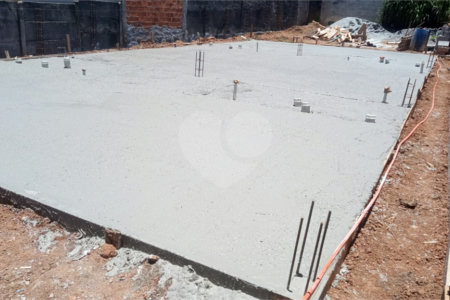 Casa à venda com 2 suítes em Jardim São Felipe, Atibaia, SP